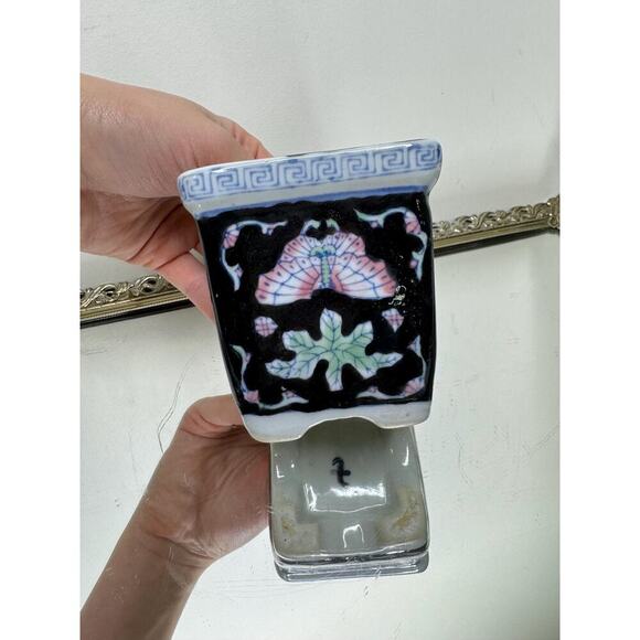 SMALL SQUARE PLANTER, Famille Nori Style Butterfly Square Footed Planter, Succul - Picture 4 of 8